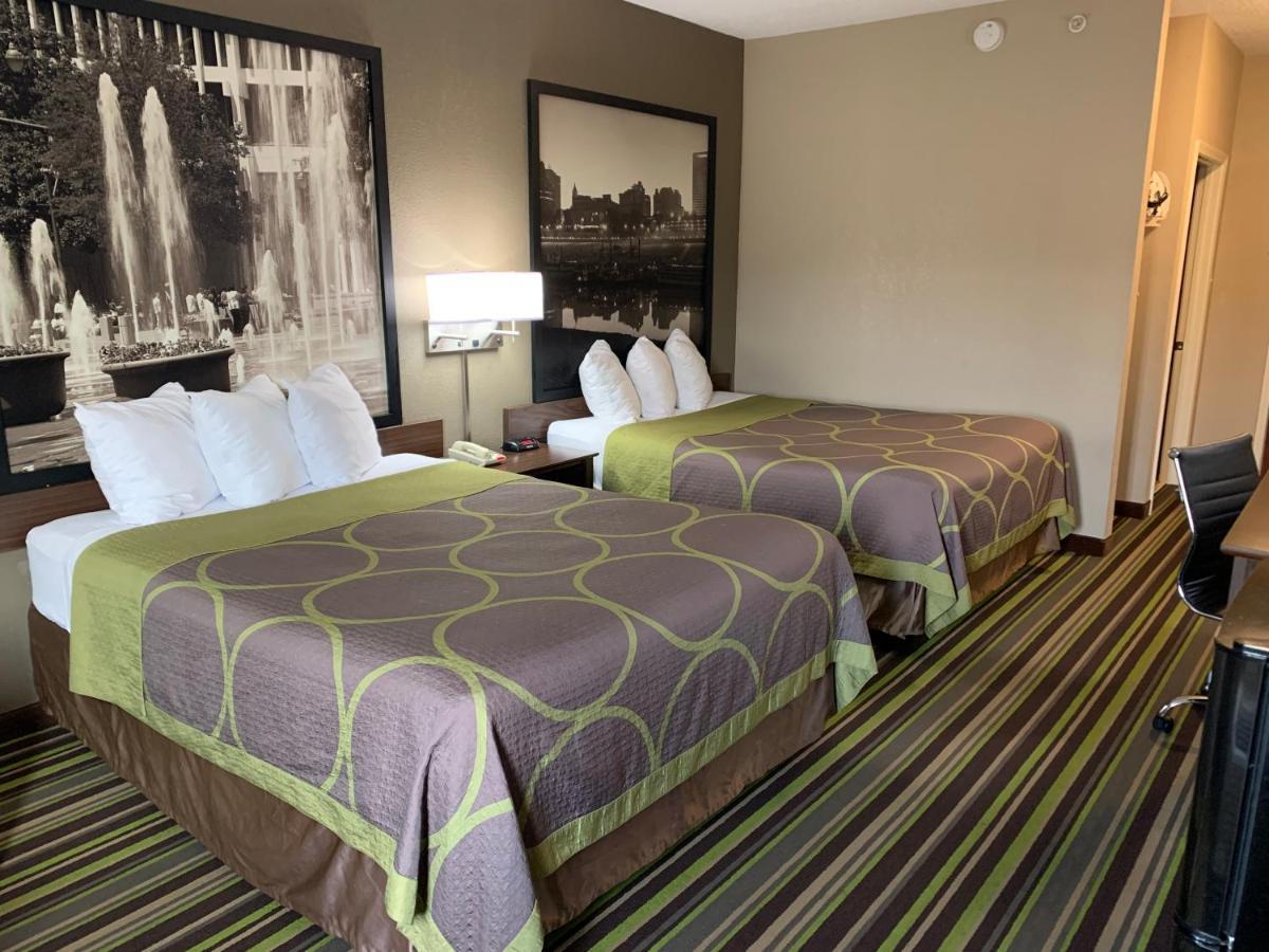 Hotel Super 8 By Wyndham 2*